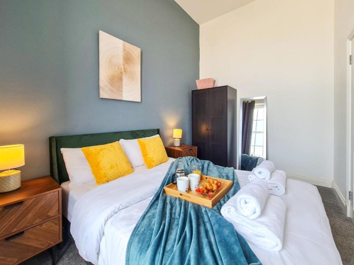 Margaret'S Terrace By Fortuna Property Cheltenham Eksteriør billede