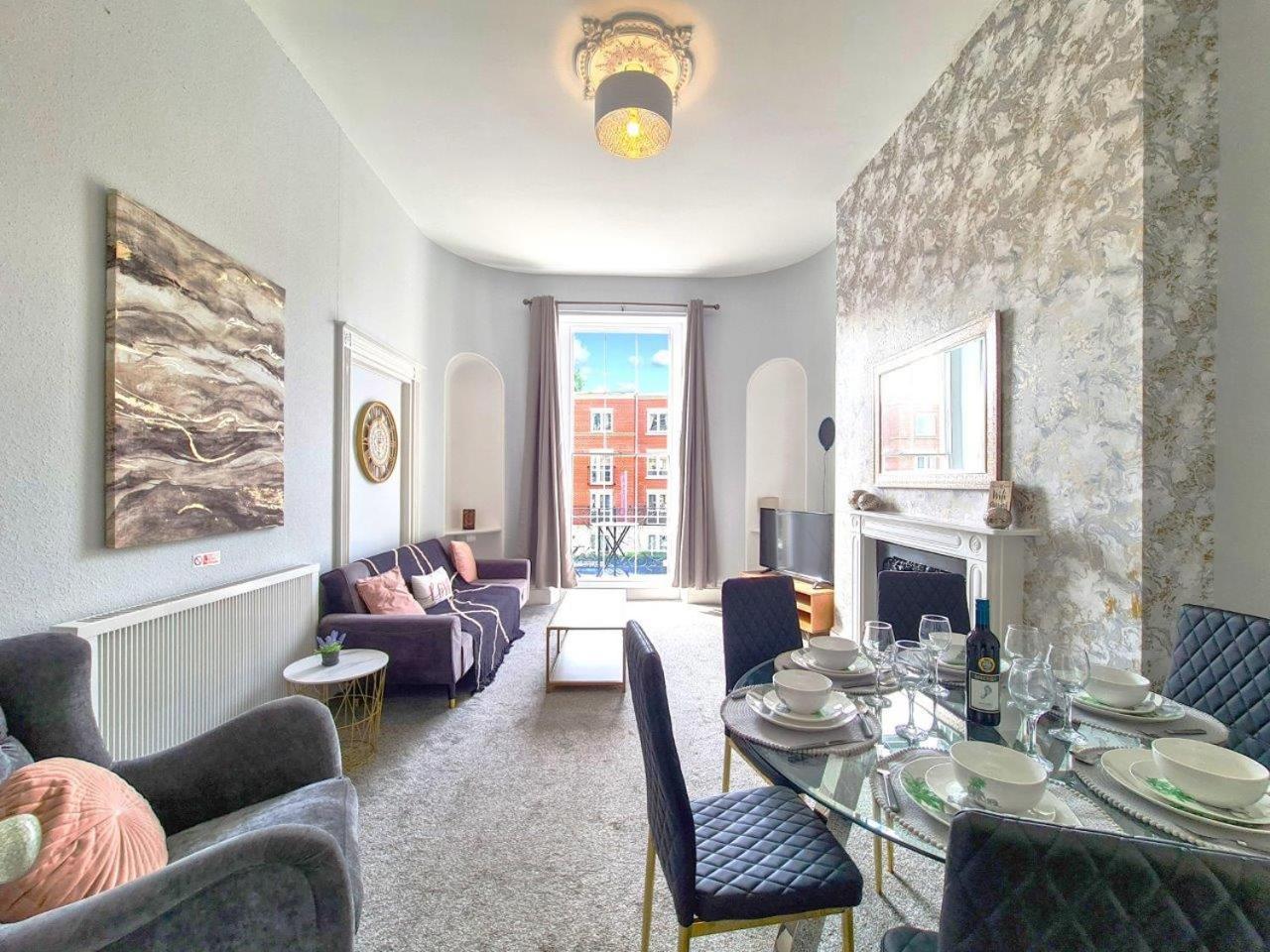Margaret'S Terrace By Fortuna Property Cheltenham Eksteriør billede